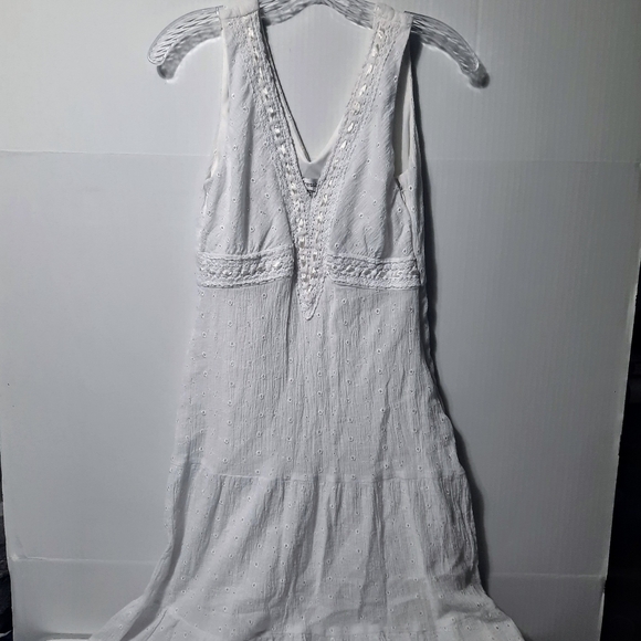 Dressbarn Womens Eyelet Crochet Sleeveless Midi White Dress Boho Beachy Flowy 14 - Picture 1 of 11